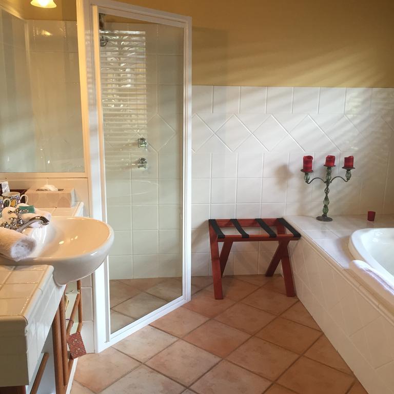 Erravilla Country Estate Spa Suite Accommodation Cowaramup Exterior photo