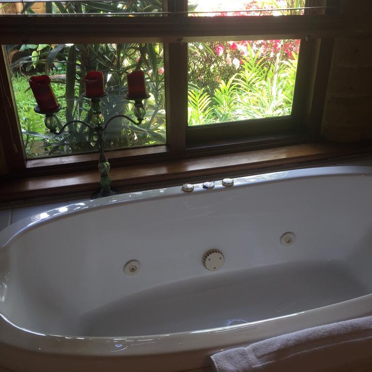 Erravilla Country Estate Spa Suite Accommodation Cowaramup Exterior photo