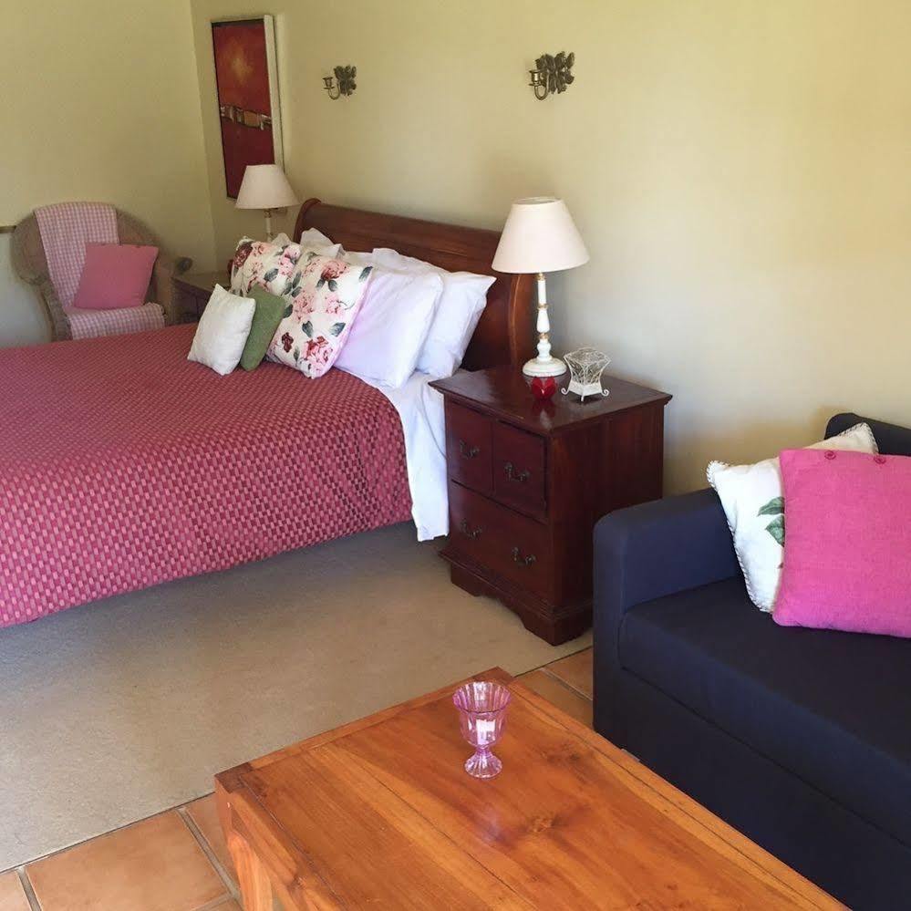 Erravilla Country Estate Spa Suite Accommodation Cowaramup Exterior photo